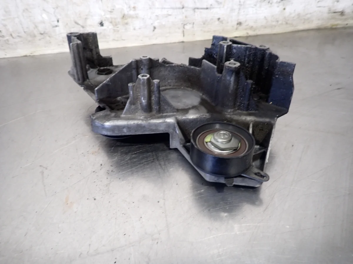 Supporto ventola Audi A6 C4 059121313F image 5