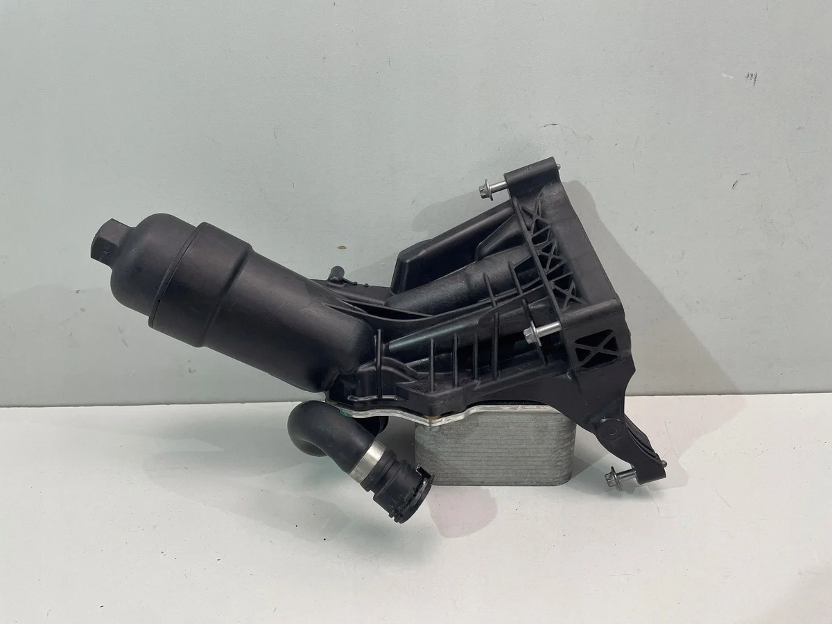 BMW Oliefilterhuis OE 8513965 Gebruikt
