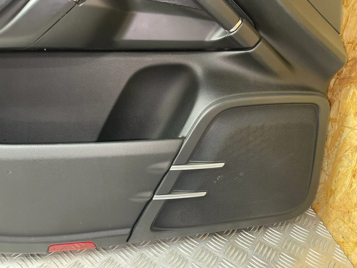 Porsche Cayenne 92A deurpaneel links voor image 4