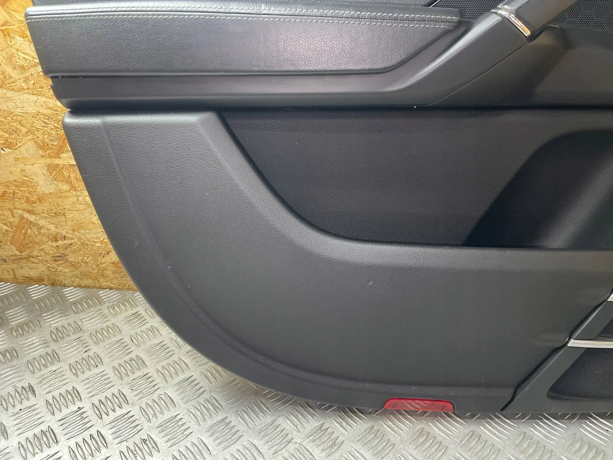 Porsche Cayenne 92A deurpaneel links voor image 5
