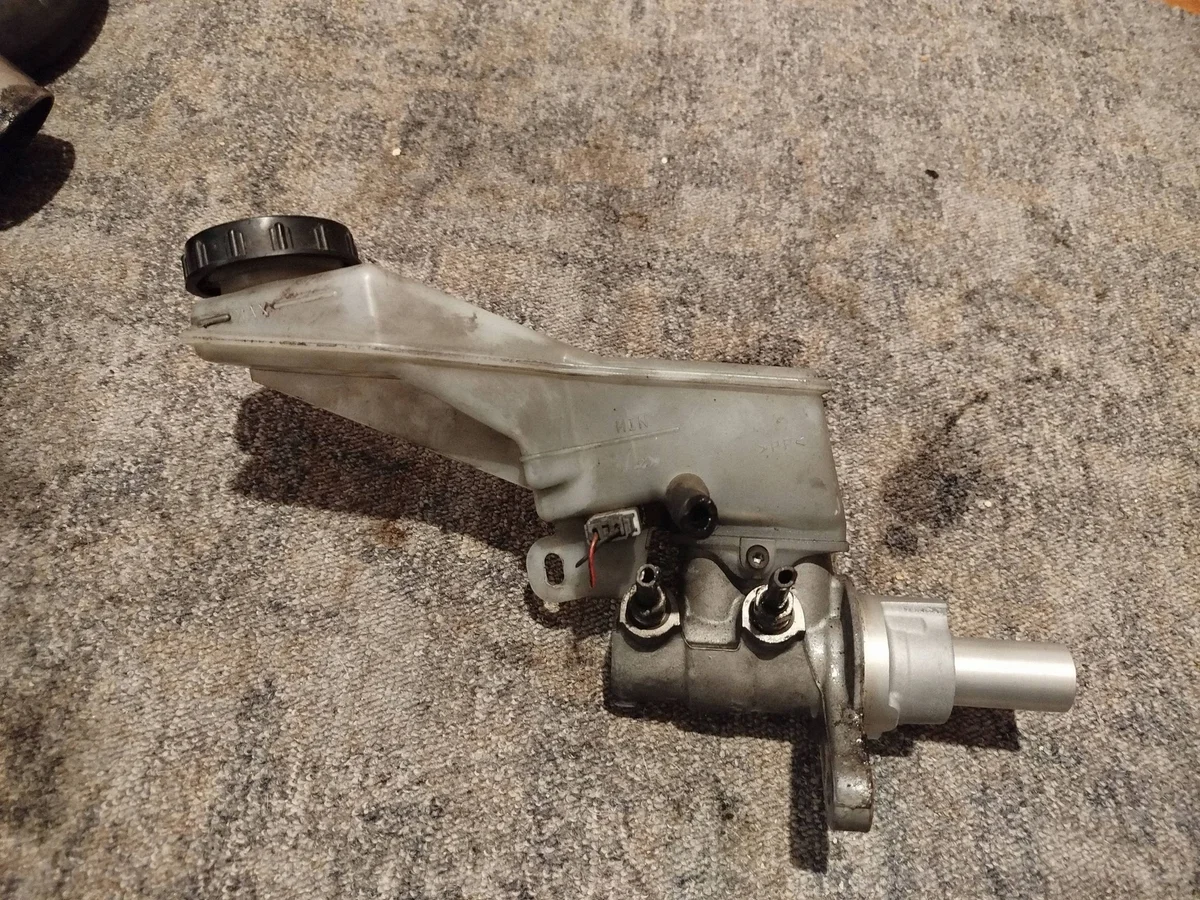 Brake Master Cylinder Nissan QASHQAI
