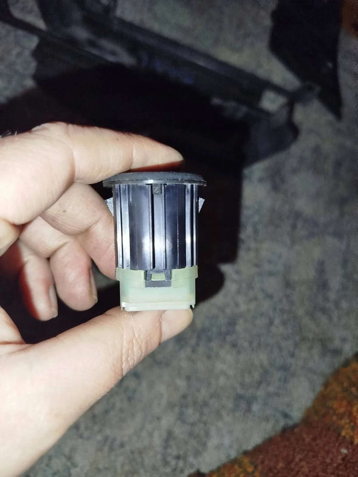 Gniazdo USB Nissan Qashqai+2 E9T400F13 image 5