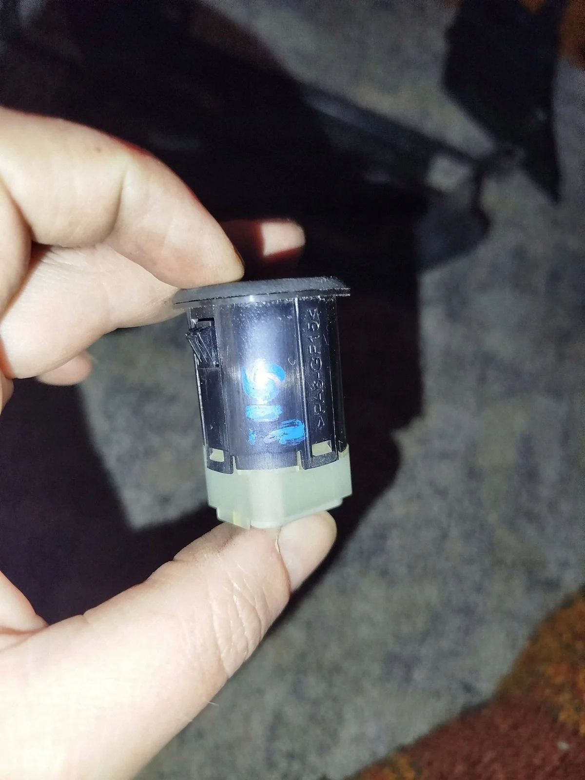 Gniazdo USB Nissan Qashqai+2 E9T400F13 image 6