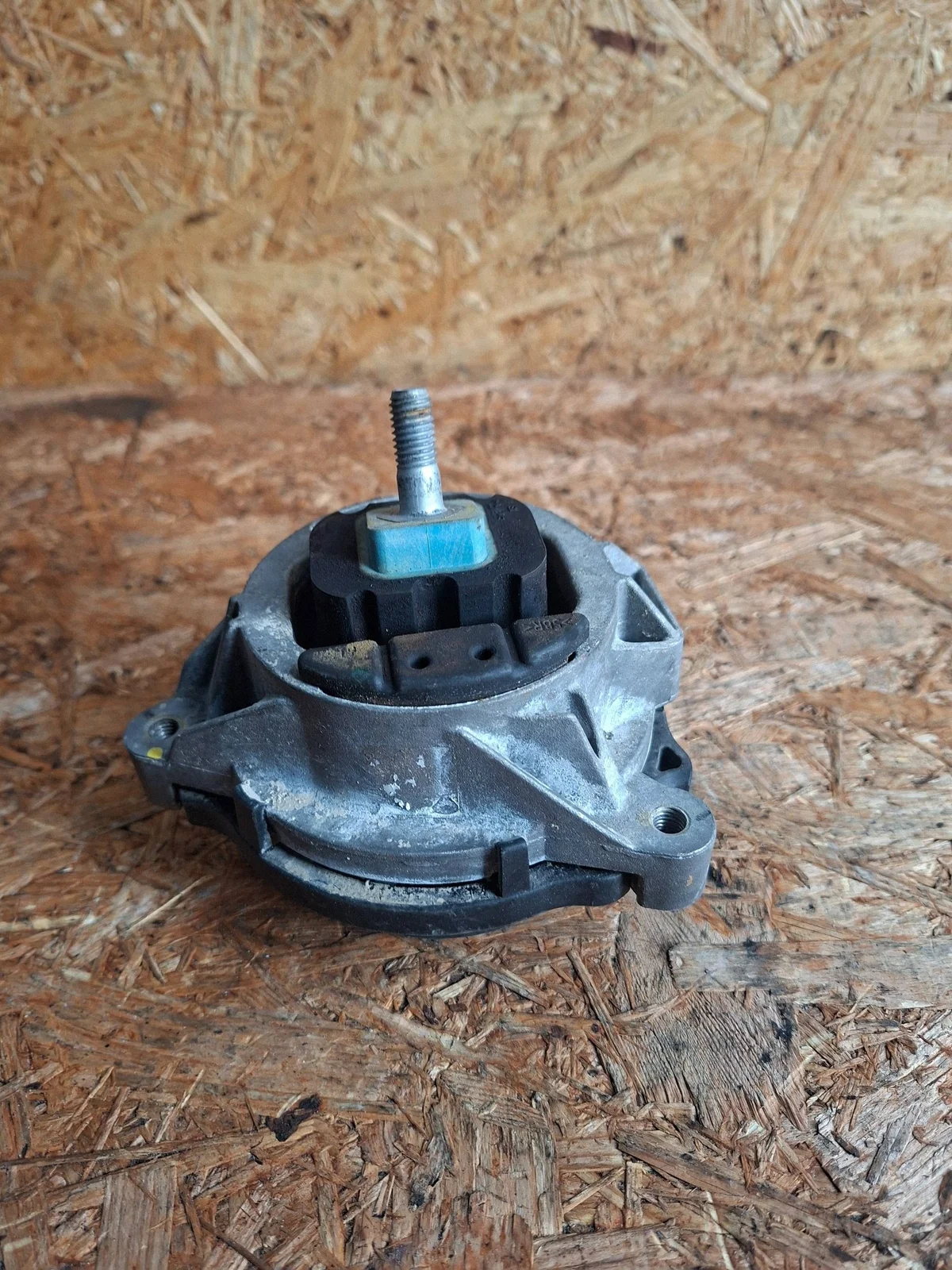 Engine Mount Vacuum Valve Front BMW 1 F20 F21 DUJ1212