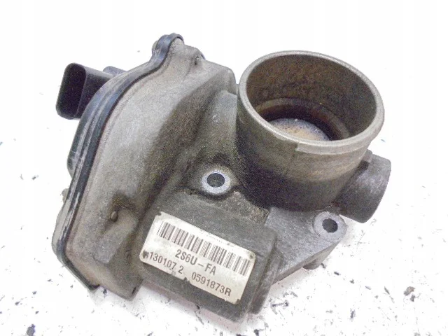 Ford 2S6U-FA Gasklephuis Gebruikt