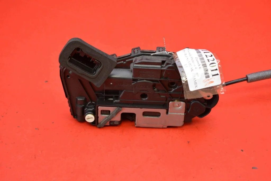 Schloss Tür Links Hinten Skoda Octavia 4 IV Kombi image 3