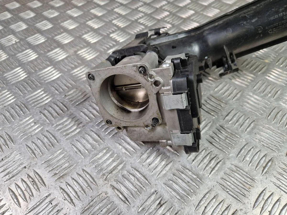 Skoda OE 03F133062 corpo farfalla usato image 6