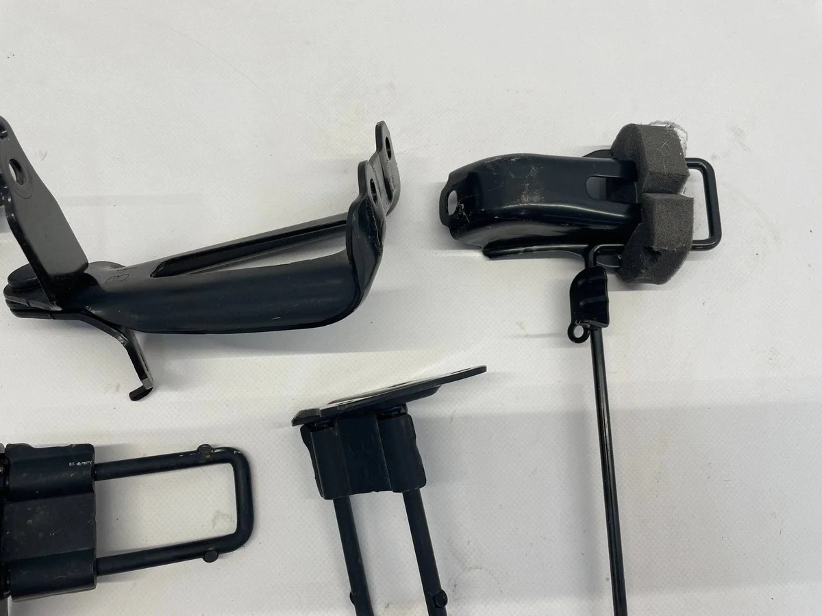 RAV4 V ISOFIX-kiinnike, käytetty image 3