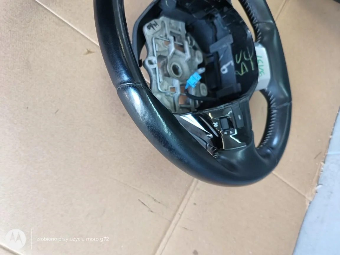 Lenkrad Peugeot 308 II T9 142311092026 image 5
