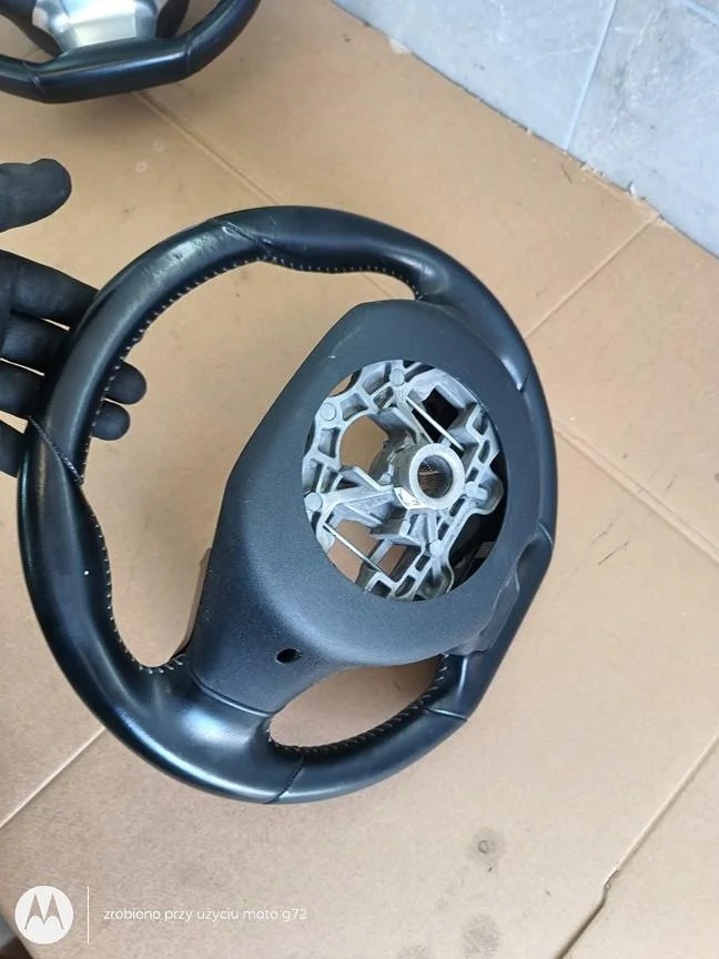 Lenkrad Peugeot 308 II T9 142311092026 image 8
