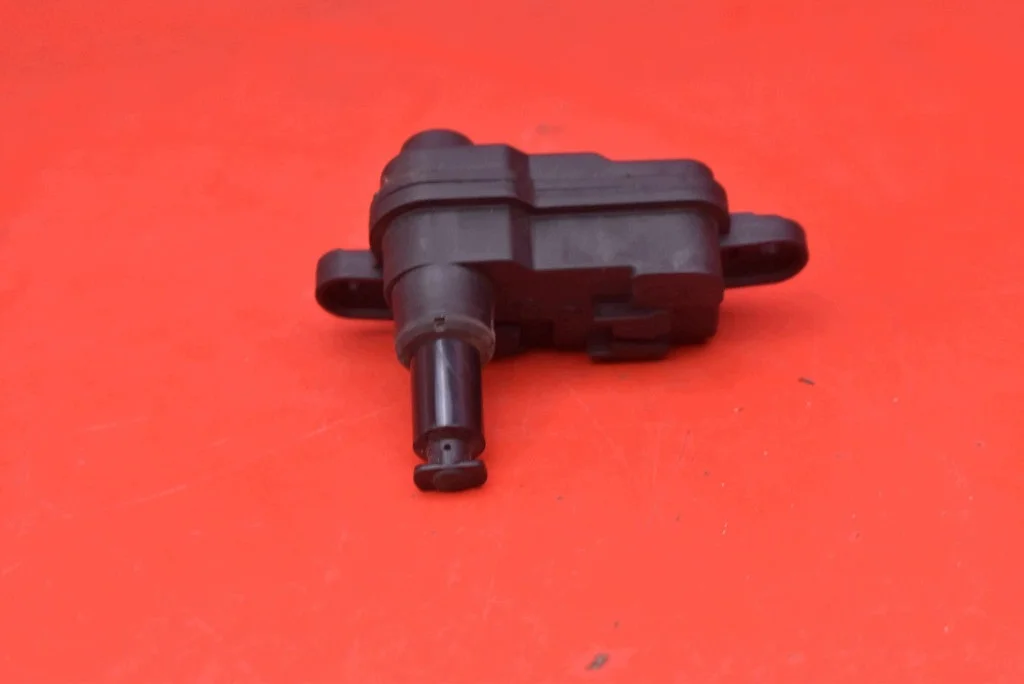 Klappe Kraftstofftank Deckel Skoda Octavia 4 IV 8V0862159A image 5