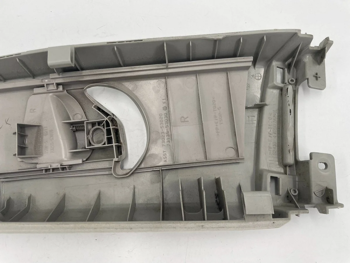 Toyota Prius XW30 Cache montant B 6241047081 image 7