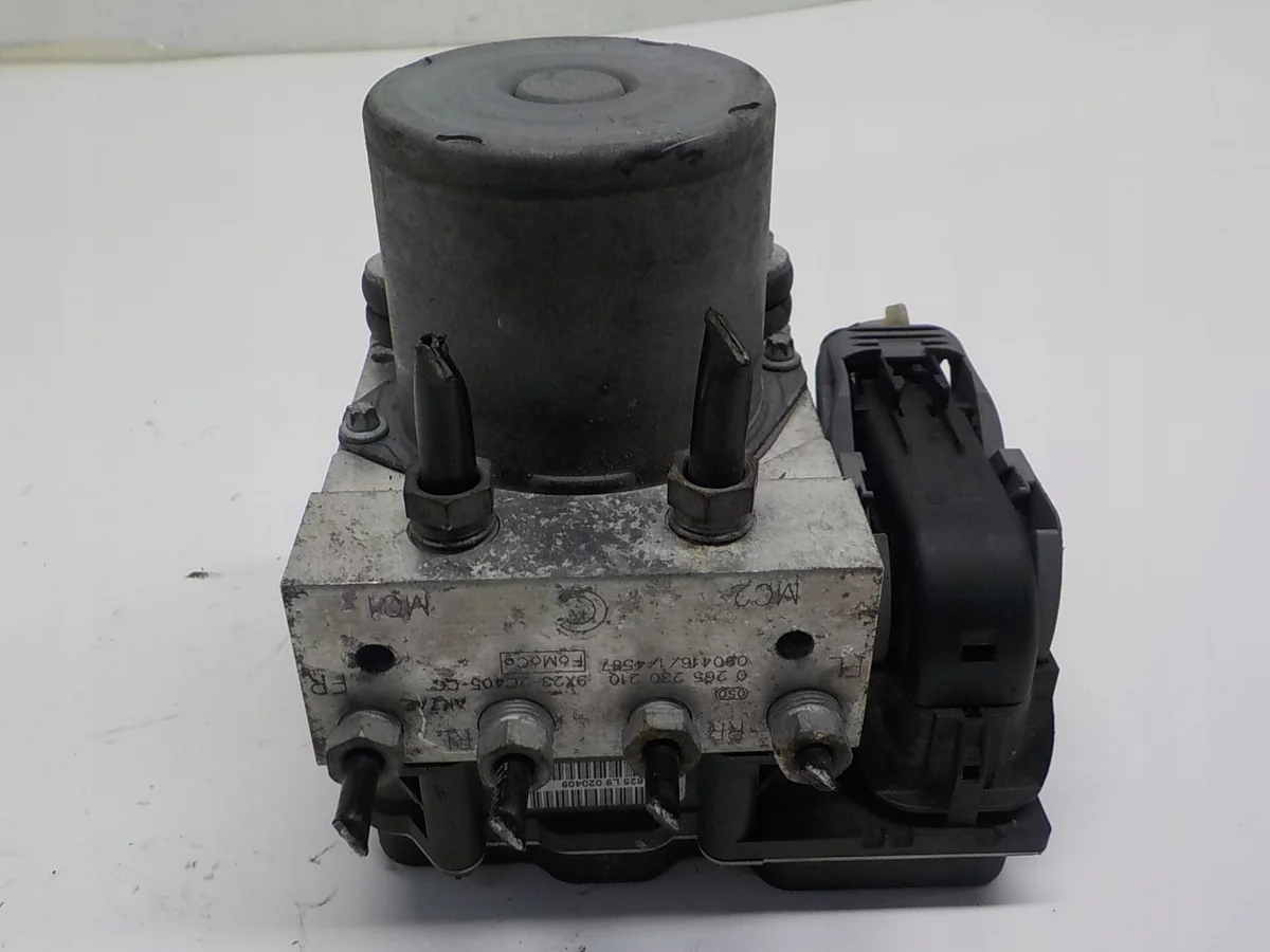 Jaguar XF ABS Pump 9X23-2C405-CC Used image 4