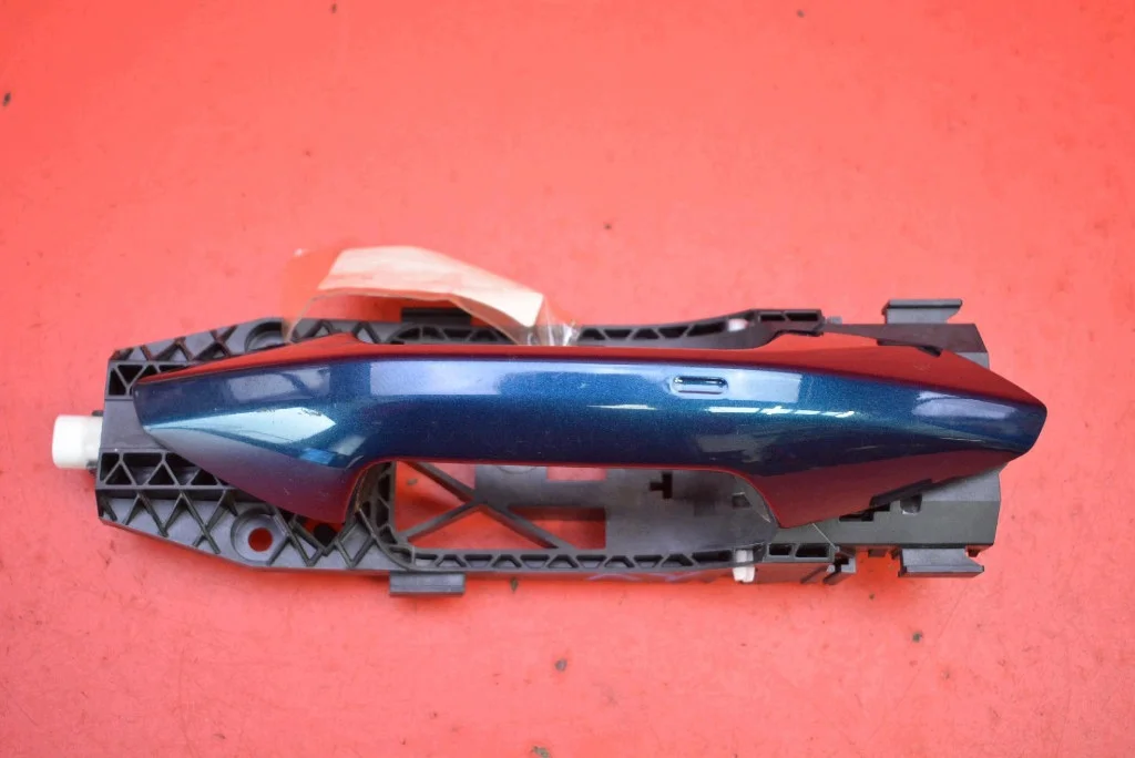Poignée Arrière Gauche Keyless Skoda Octavia 4 IV