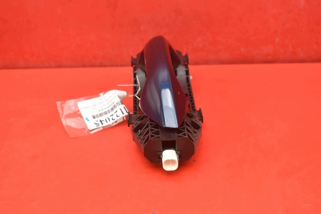 Manilla Puerta Delantera Derecha Skoda Octavia IV image 6