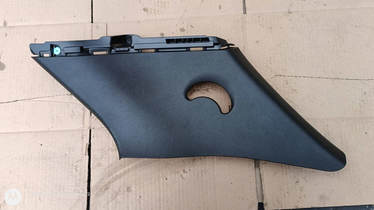 Cubierta Pilar C Hyundai i20 2015 85860C8000