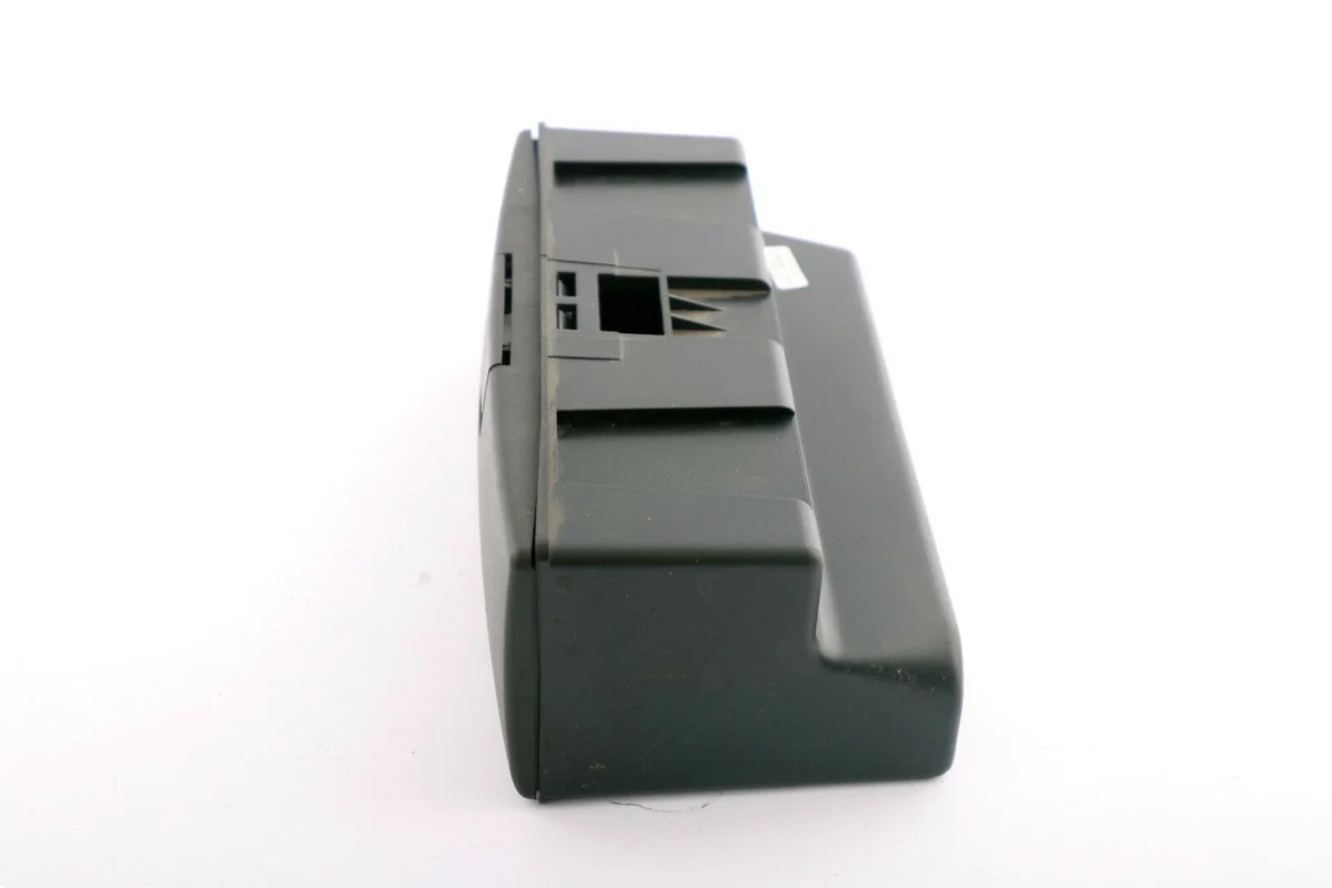 BMW E46 E53 E83 Boîte à pharmacie vide OEM 7044958 image 9