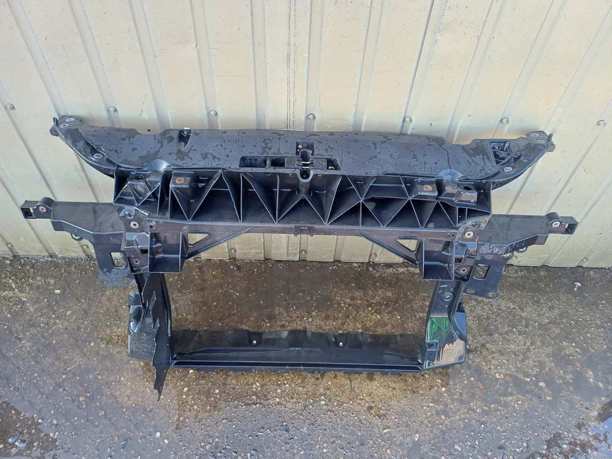 Seat Altea 04- Verstärkung vorne image 3
