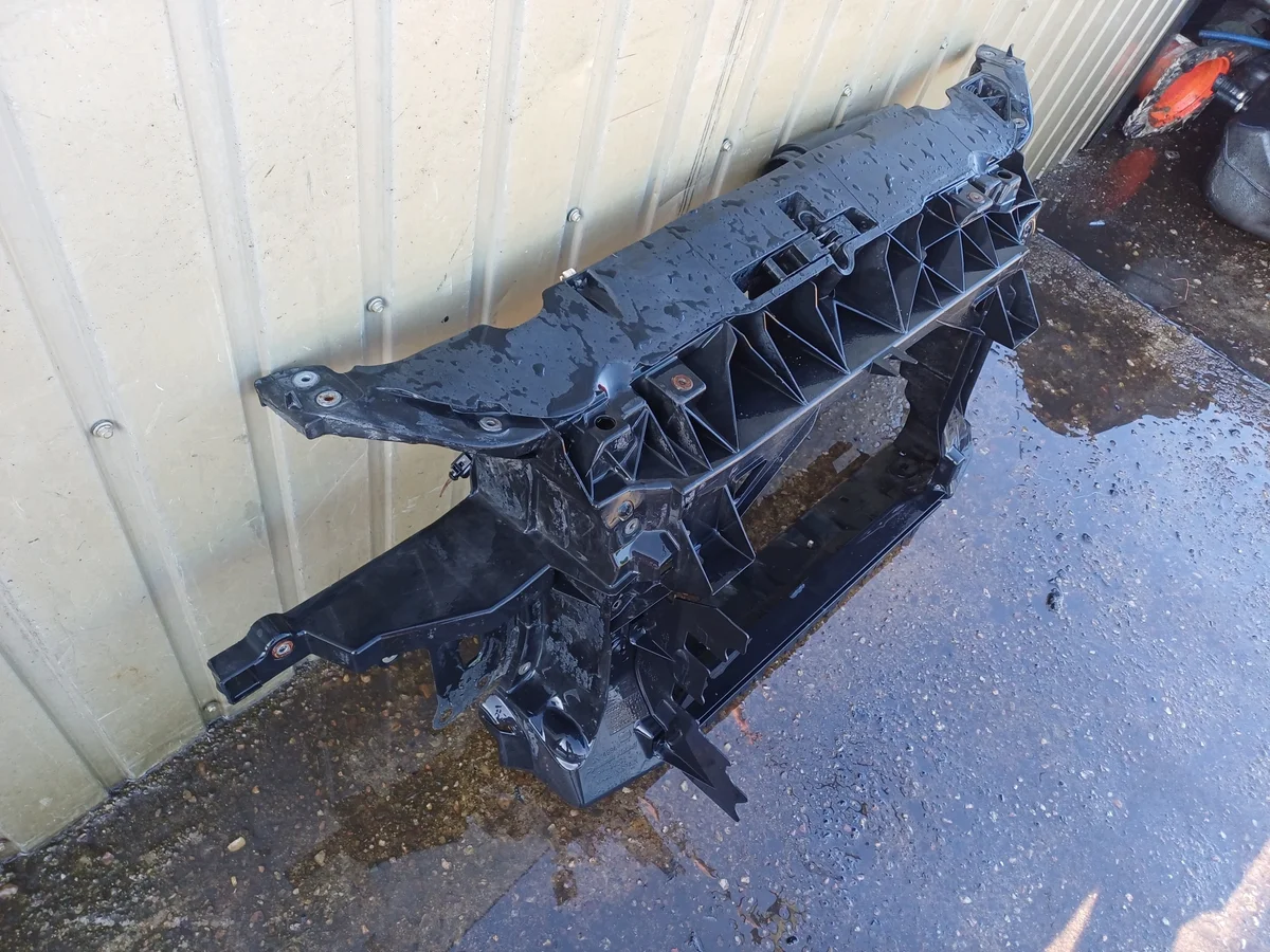Seat Altea 04- Verstärkung vorne image 4