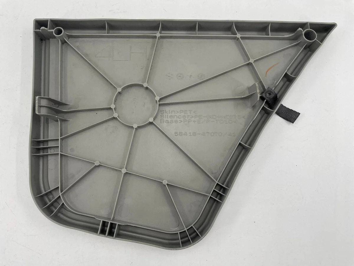 Toyota Prius III 09-15 Seitenverkleidung Kofferraum image 5