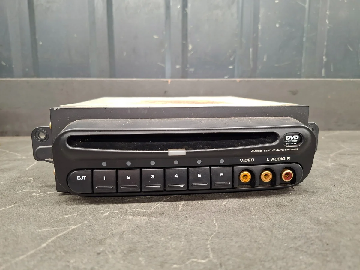 Used CD Changer for Dodge Caravan IV 3.8 V6