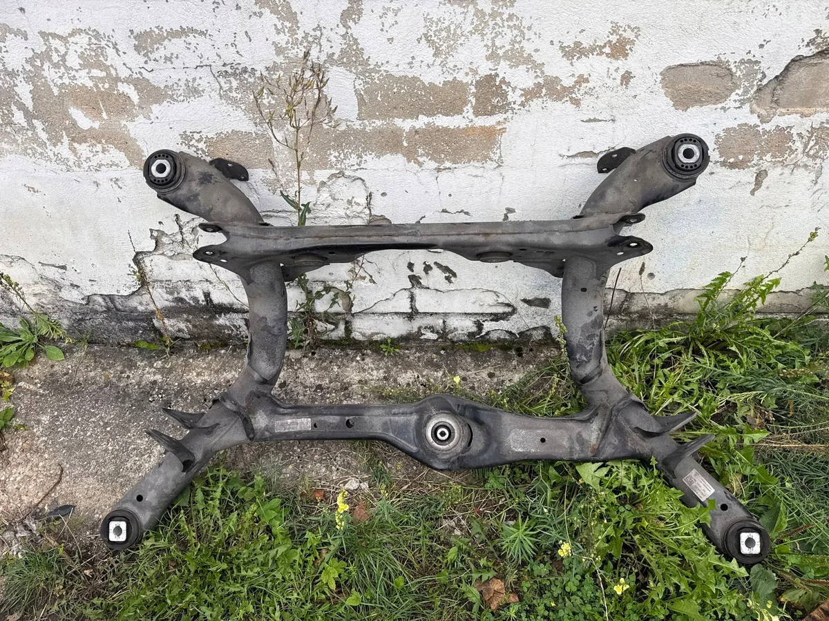 Porsche Macan 95B Soportes Suspensión Trasera
