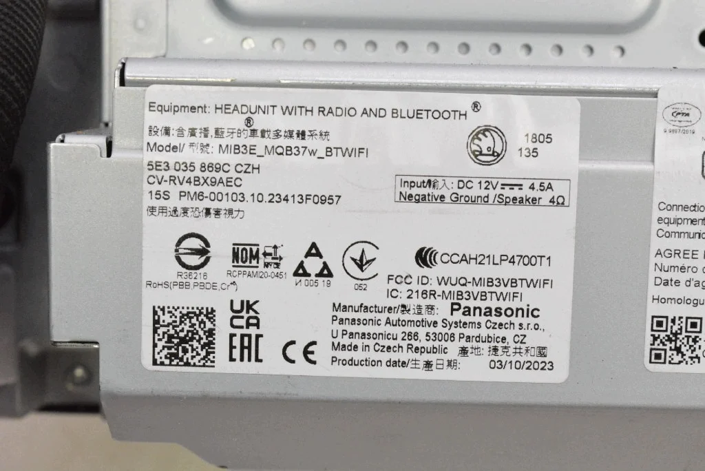 Radio Navi Bluetooth 5E3035869C Skoda Octavia IV image 9