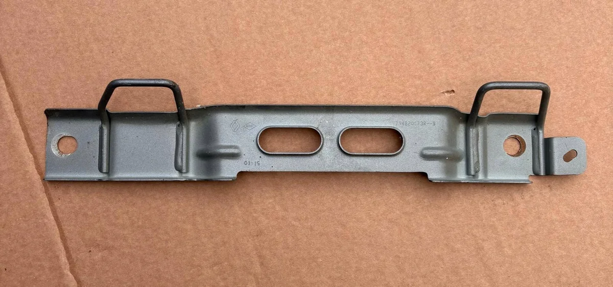 Renault Isofix Mount 794820573R Used image 4