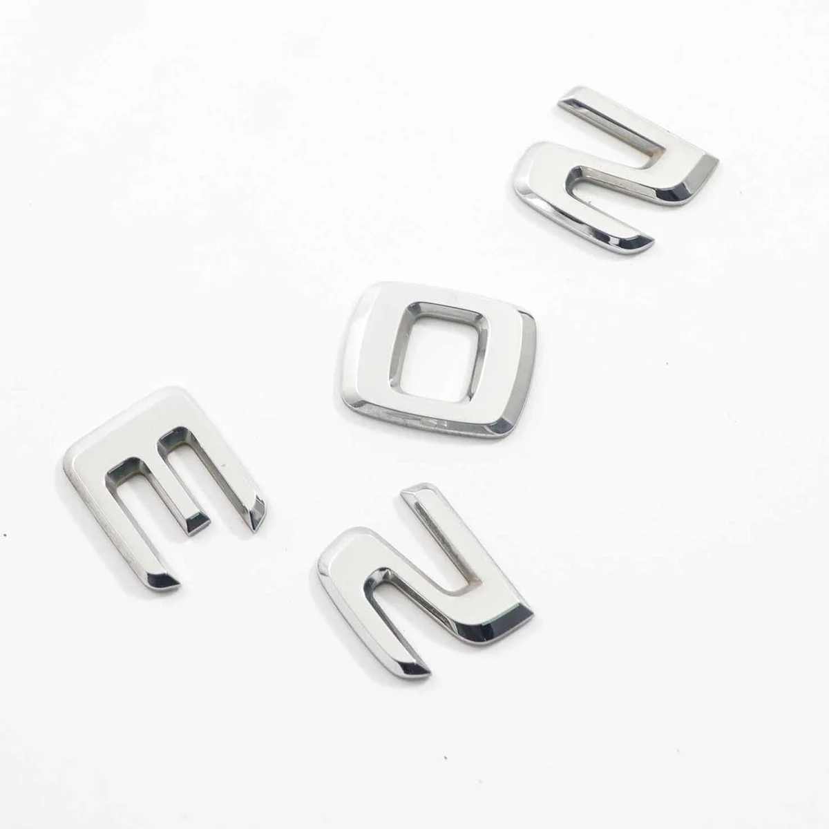 Emblem baklucka Mercedes-Benz E W211 A1248175515 image 10