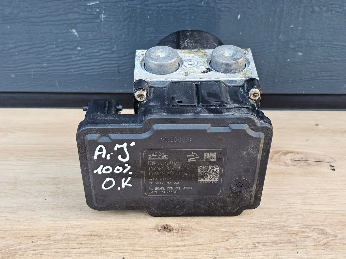 ABS-pumppu Opel Astra J Zafira C 13412552