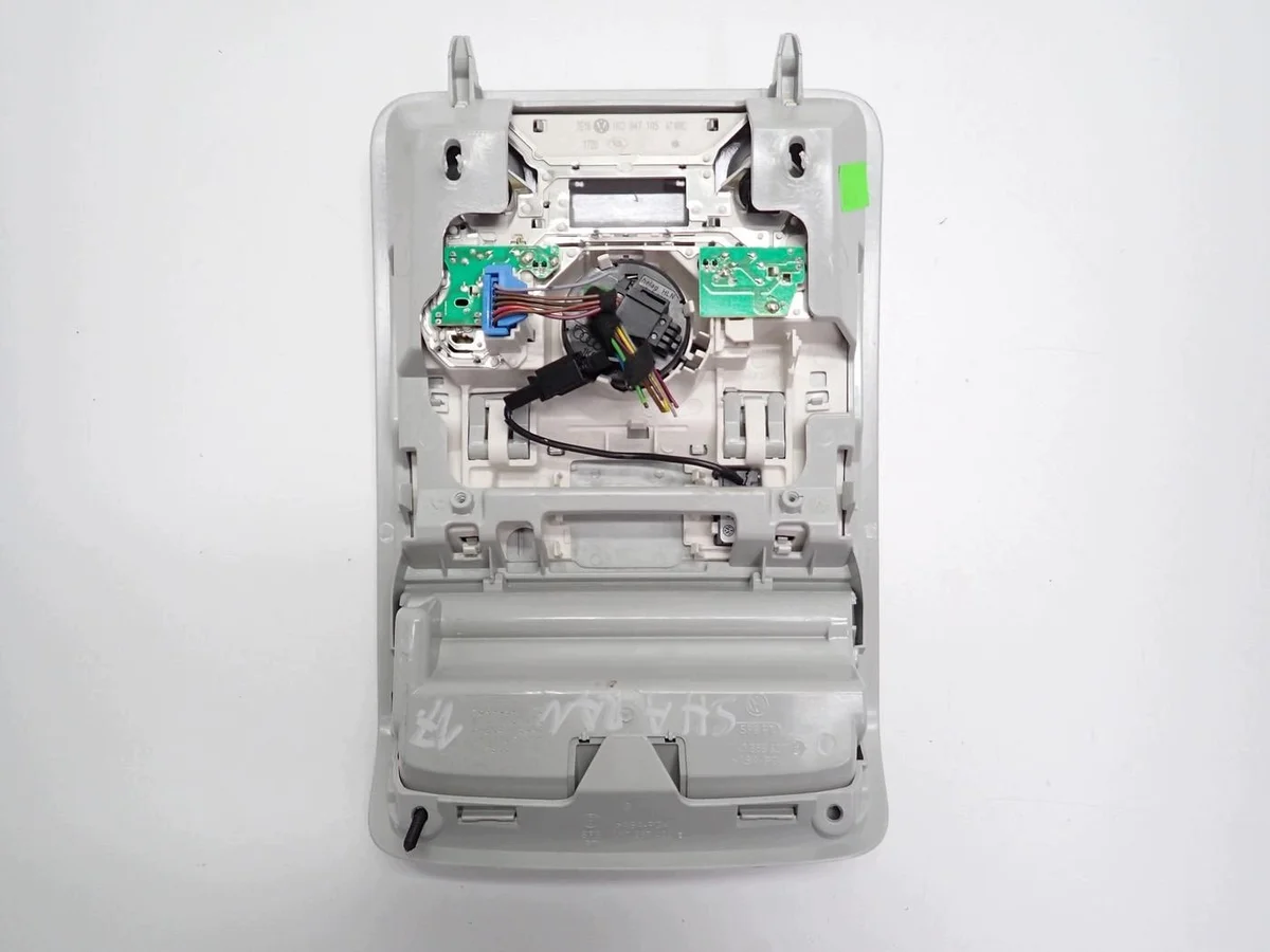 Innerbelysning VW Sharan II 7N 1K0868837
