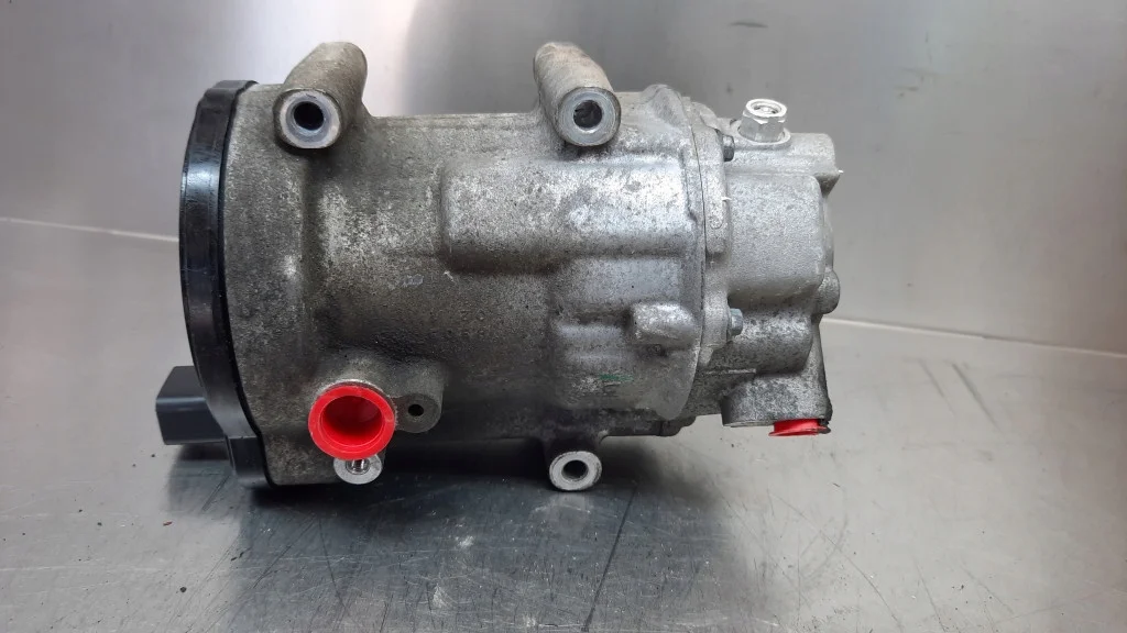 Airconditioning Compressor Lexus Toyota image 3