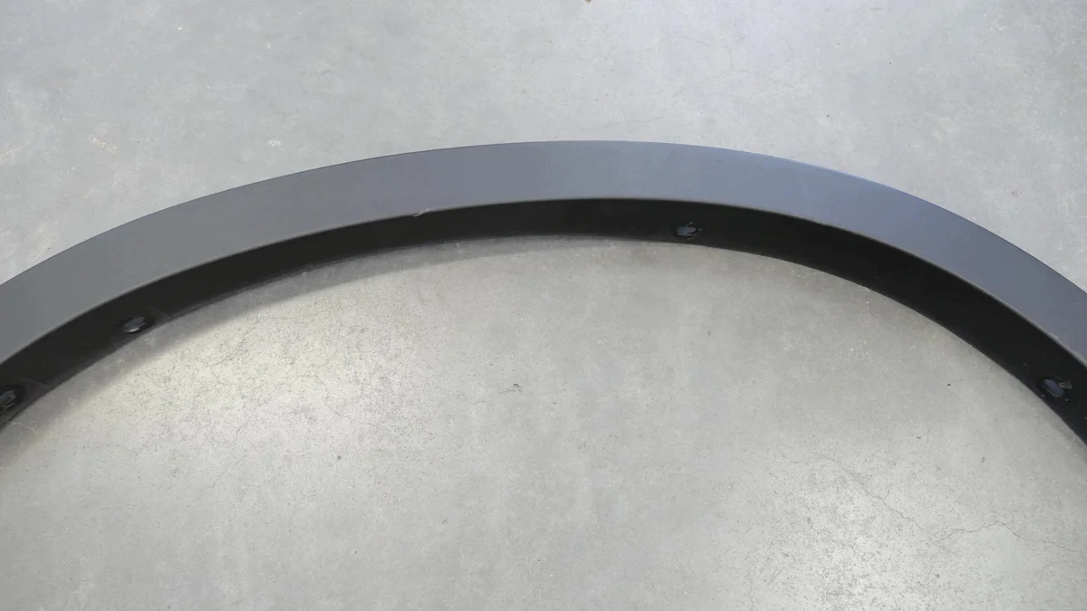 BMW X1 F48 Kotflügelverkleidung rechts hinten image 3