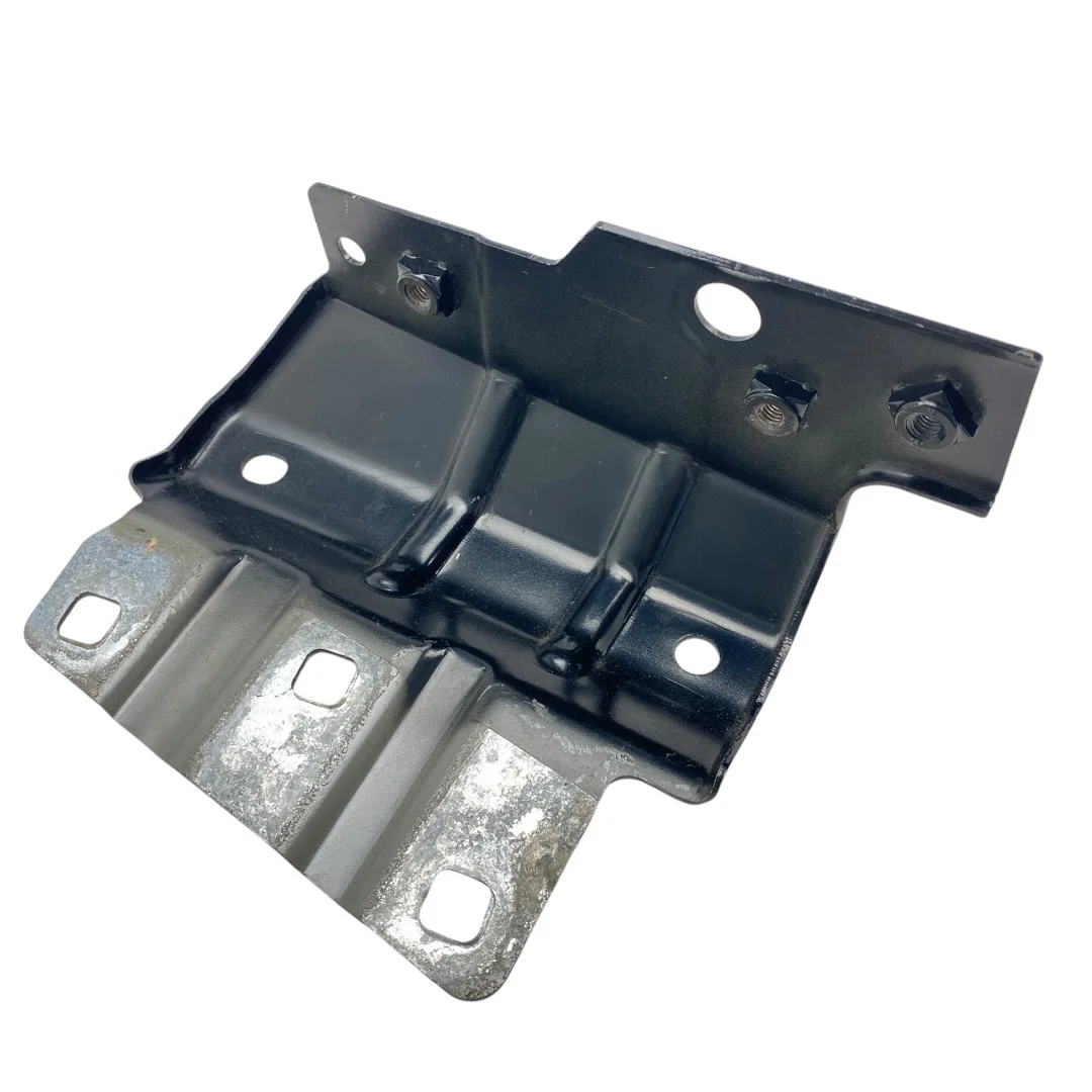 Bevestiging linker spatbord Renault Kangoo III