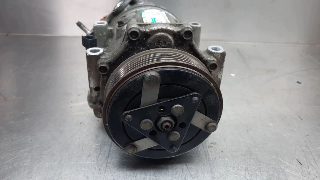 Compressor AC V-102862-31348245 Volvo S40 V50 image 4