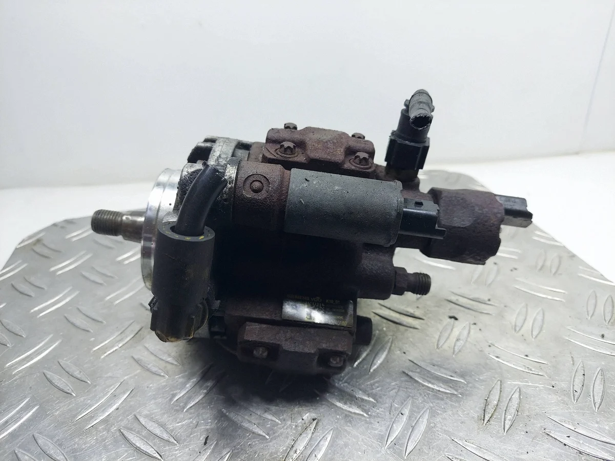 Brandstofpomp Ford Focus MK2 1.8 TDCI image 3