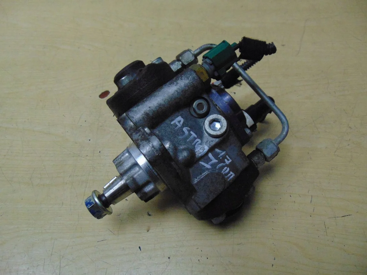 Pompe haute pression Opel Astra 1.7 CDTI