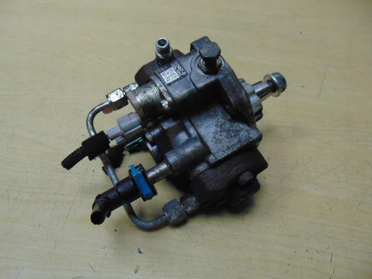 Pompe haute pression Opel Astra 1.7 CDTI image 7