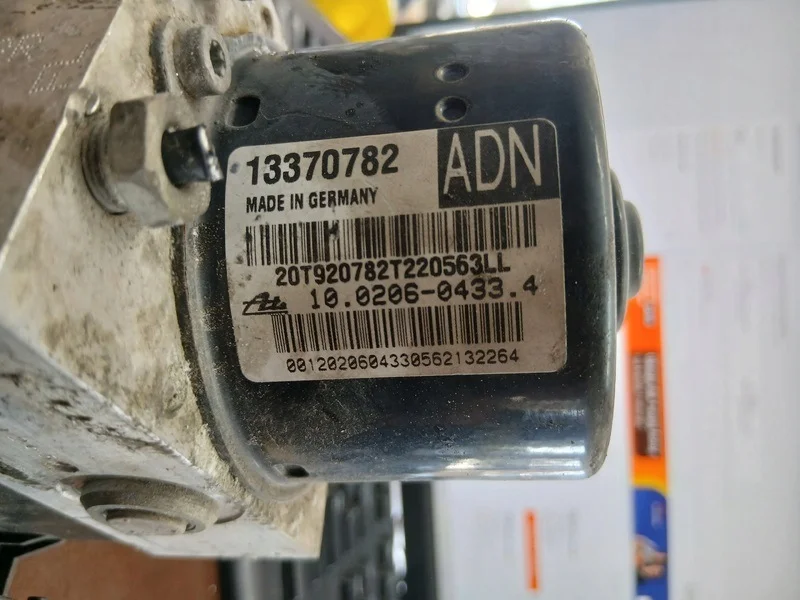 Remcilinder Opel Astra J 13370782 image 3