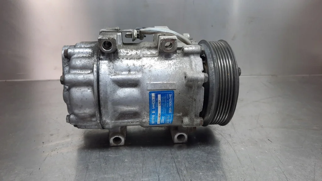 AC Compressor 3M5H-19D629-HE Volvo S40 V50