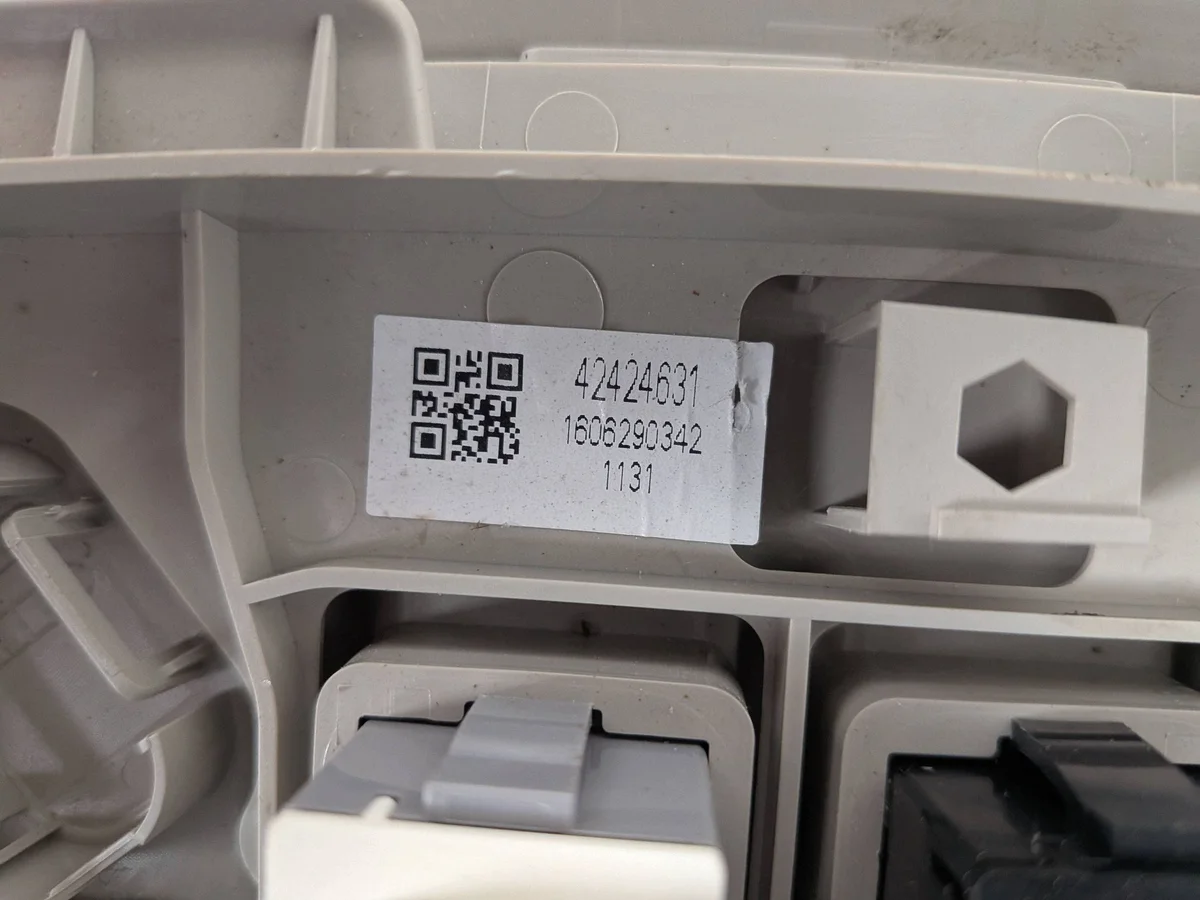 Opel Mokka X Interior Light 1606290342 image 3