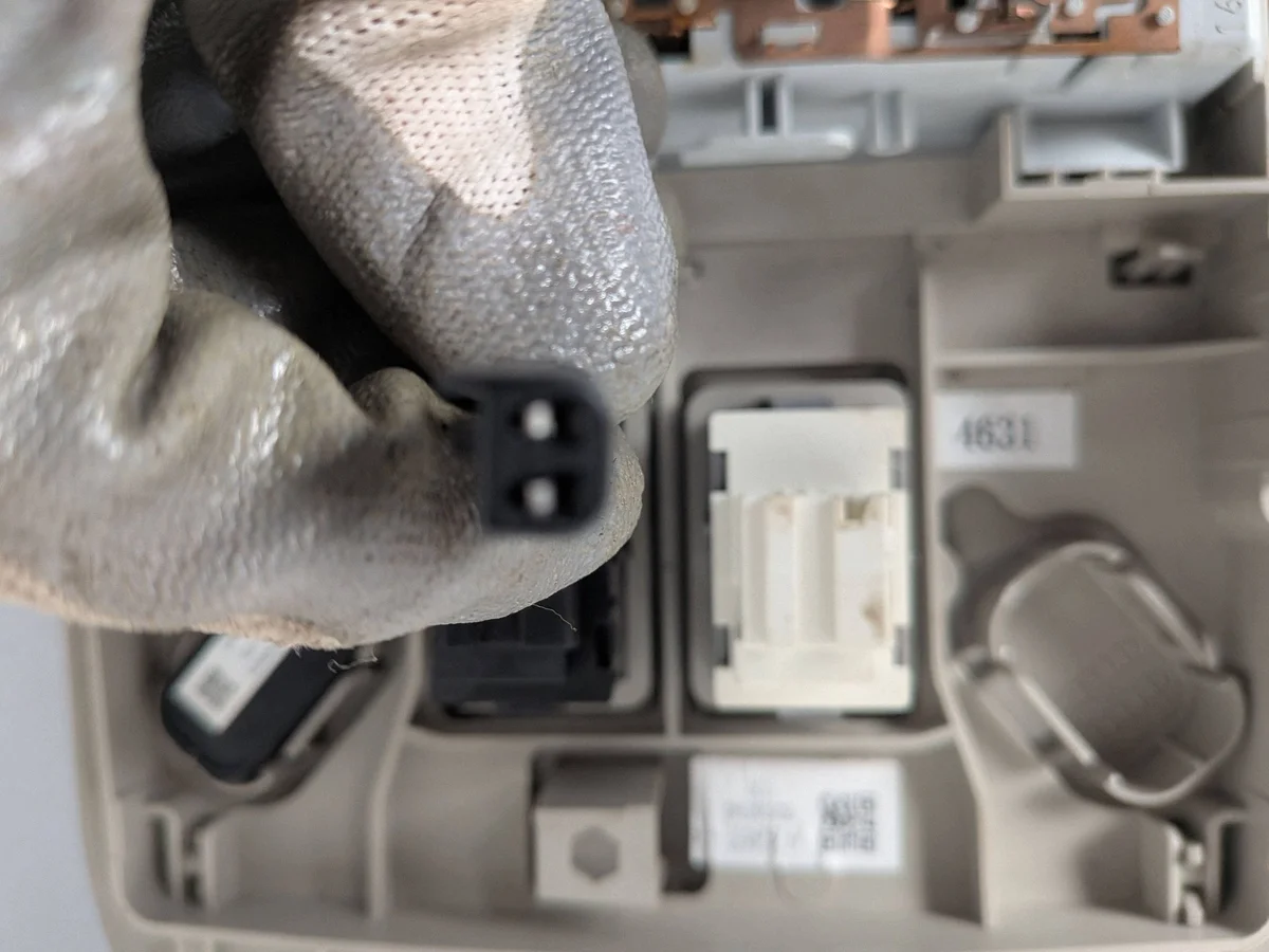 Opel Mokka X Interior Light 1606290342 image 4