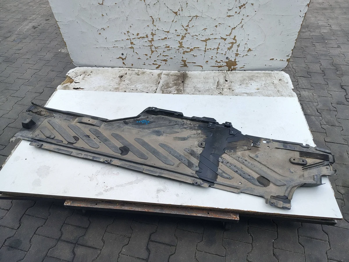 Unterbodenschutz Links W2056841900 Mercedes C-Klasse W205