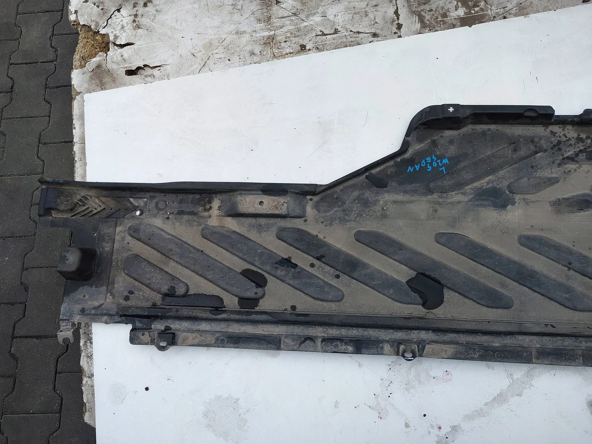 Cache sous-châssis Mercedes W205 W2056841900 image 3