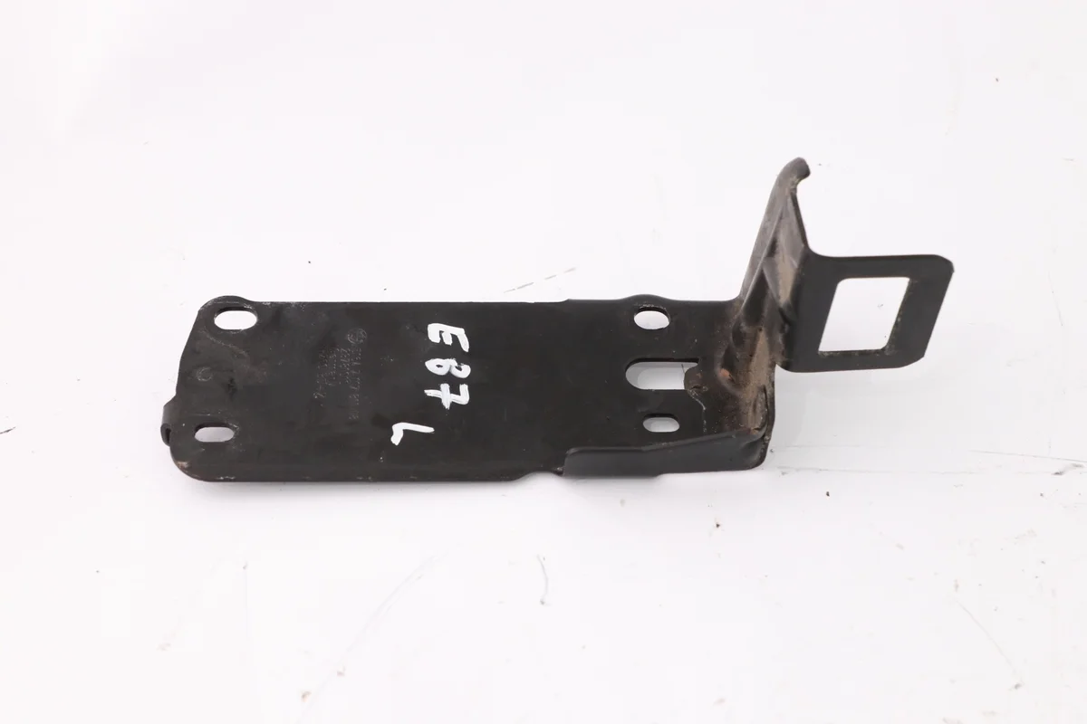 BMW E81-E90 E91 Halter Kühler Links 7117811 image 3