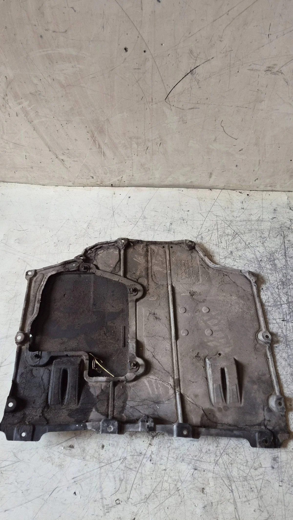 Motorabdeckung Toyota Corolla E210 E21 XRA8566 image 4
