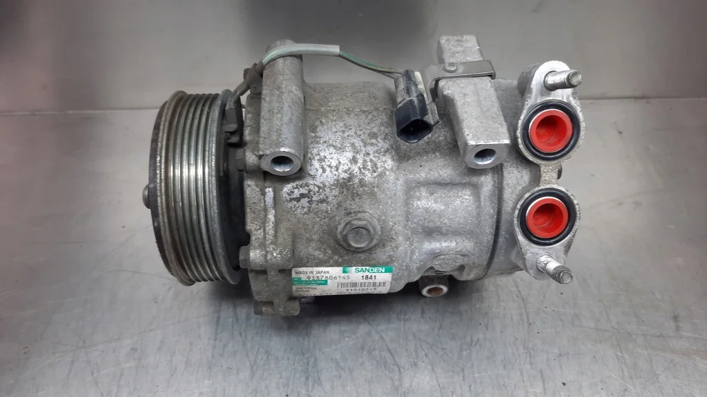 Compressor AC Volvo S60 II V60 1.6 D2 Usado image 5