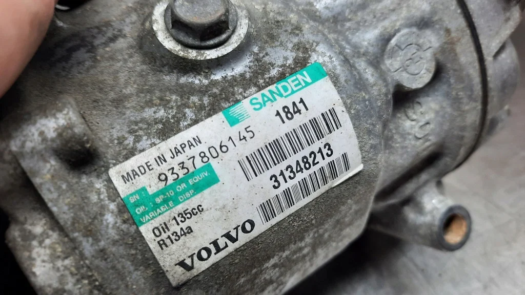 Compressor AC Volvo S60 II V60 1.6 D2 Usado image 7