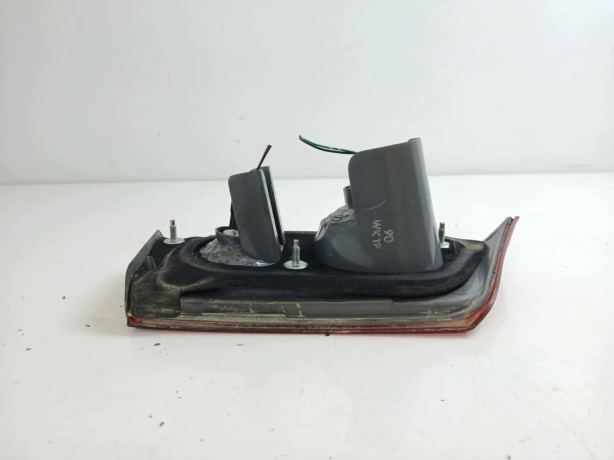 Feu arrière droit Honda Accord VII Sedan image 4