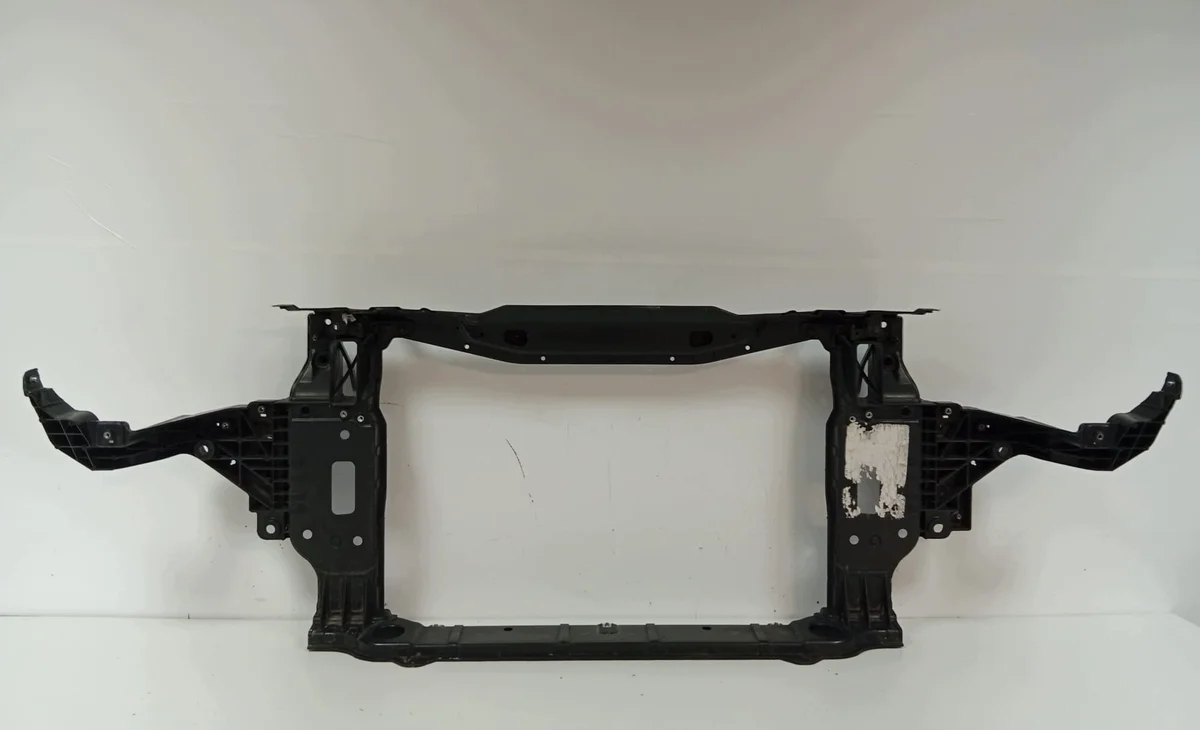 Kia Stinger 18-23 Frontförstärkning 64101J5000